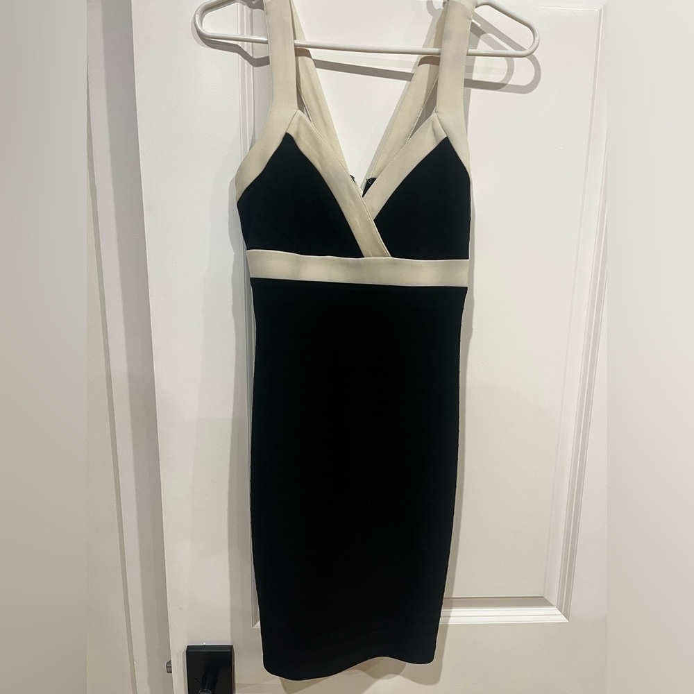 Guess Monochrome Dress Size 2